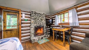 Log Cabin Motor Court Photos, Cabin in Asheville, Cabin Rentals in Weaverville NC, Cabins in Asheville NC